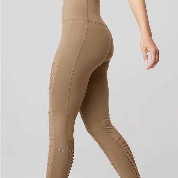 ALO Yoga Tan High-Waisted Rise Moto Legging Contouring Stretch Medium Women’s - Picture 2 of 11